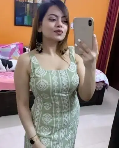 Call Girl in Partapgarh